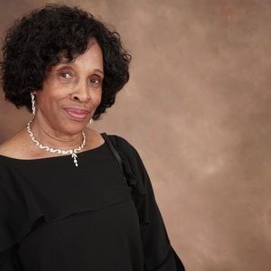 Meet your Posher, Genevieve